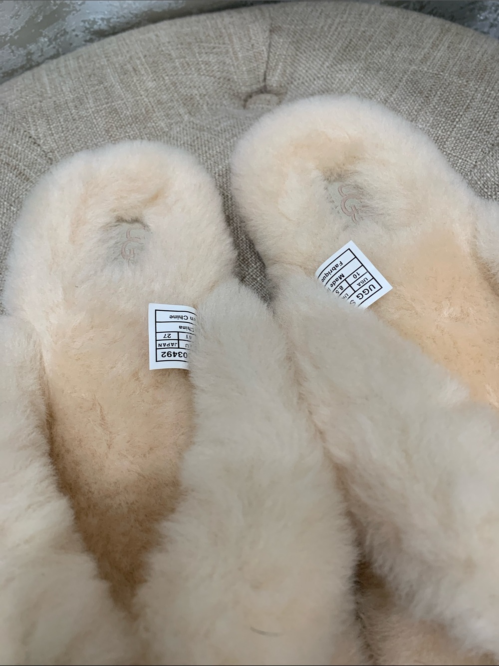 UGG Slippers. Fluff Flip Flop III.  size 10 - Picture 17 of 17